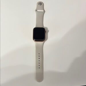 Apple Series 5 (GPS + Cellular) Gold Stainless Steel